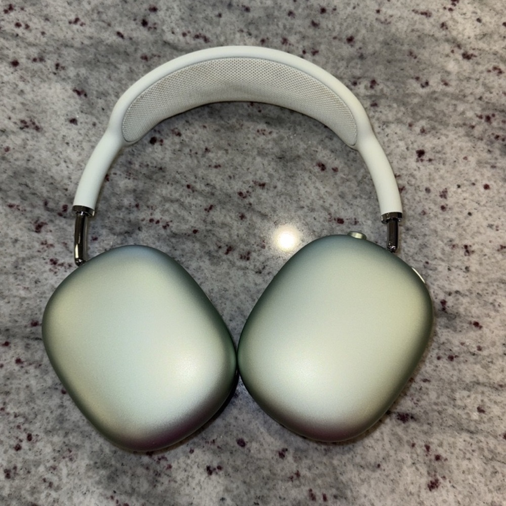 AirPod Max - Picture 4 of 11